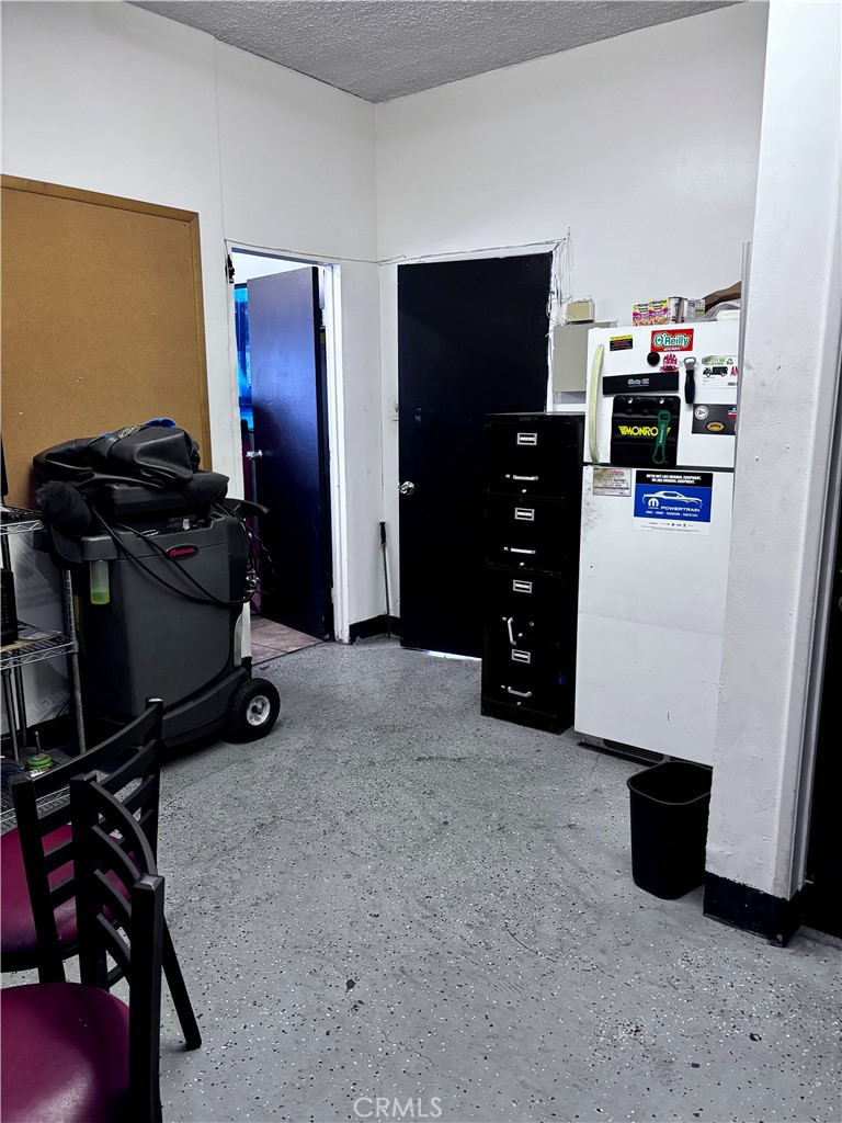 7922 Firestone Boulevard Property Photo 26