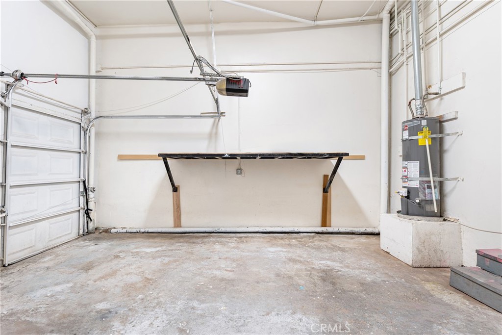 6412 Whittier Property Photo 8