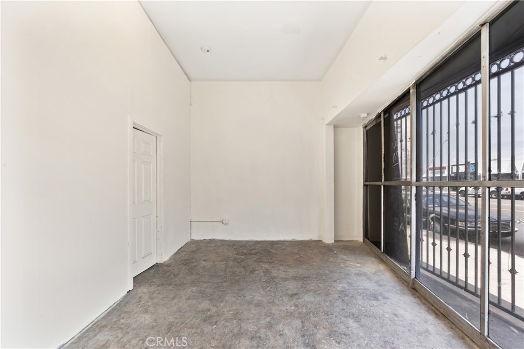 6412 Whittier Property Photo 18
