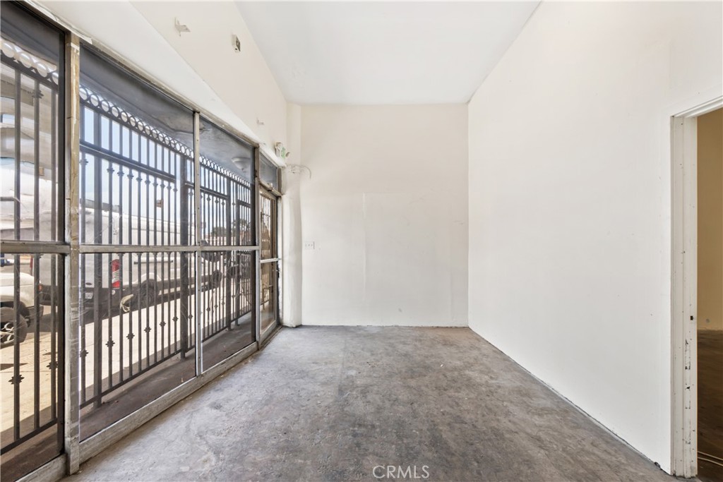 6412 Whittier Property Photo 19