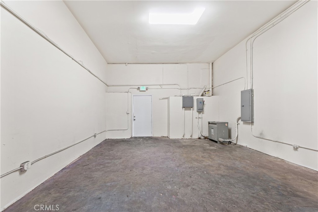 6412 Whittier Property Photo 25