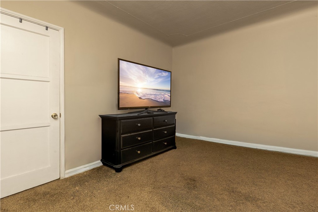 6612 Plaska Ave Property Photo 15