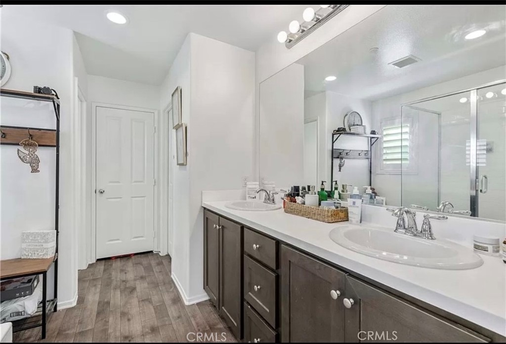 593 Catalpa Park Way Property Photo 9