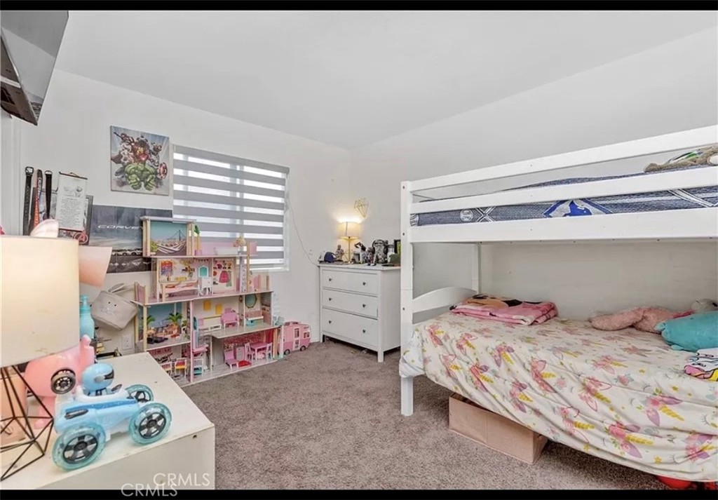 593 Catalpa Park Way Property Photo 14