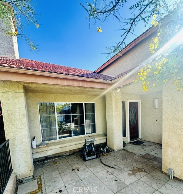 1040 Marigold Property Photo 2