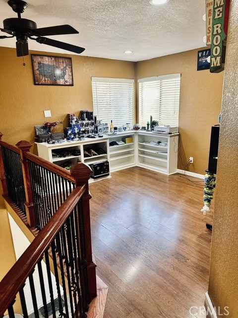1040 Marigold Property Photo 20
