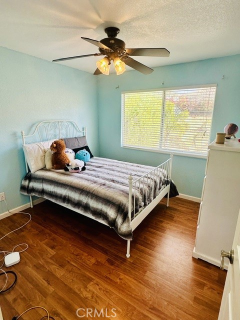 1040 Marigold Property Photo 24