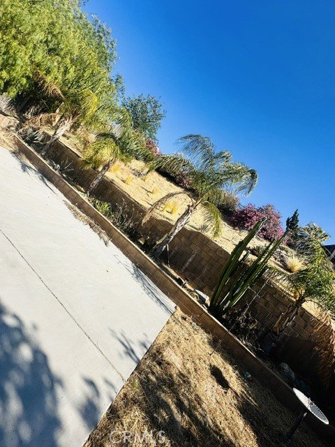 1040 Marigold Property Photo 34