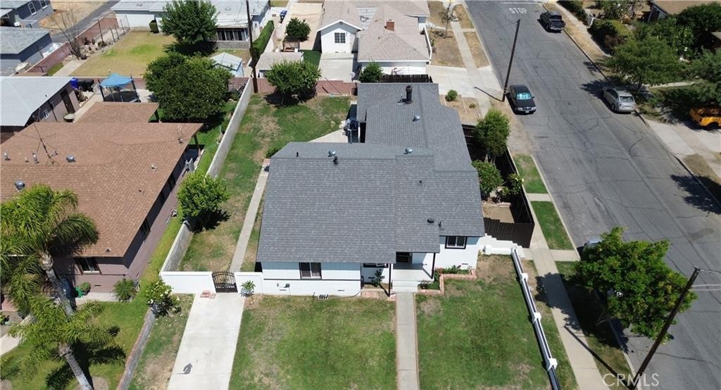 631 N Park Property Photo 4