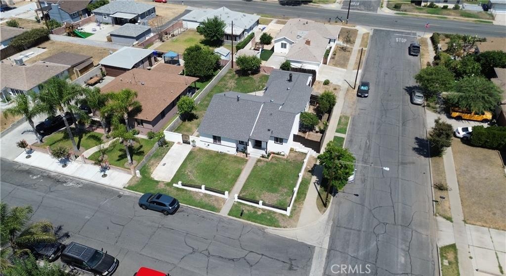 631 N Park Property Photo 6