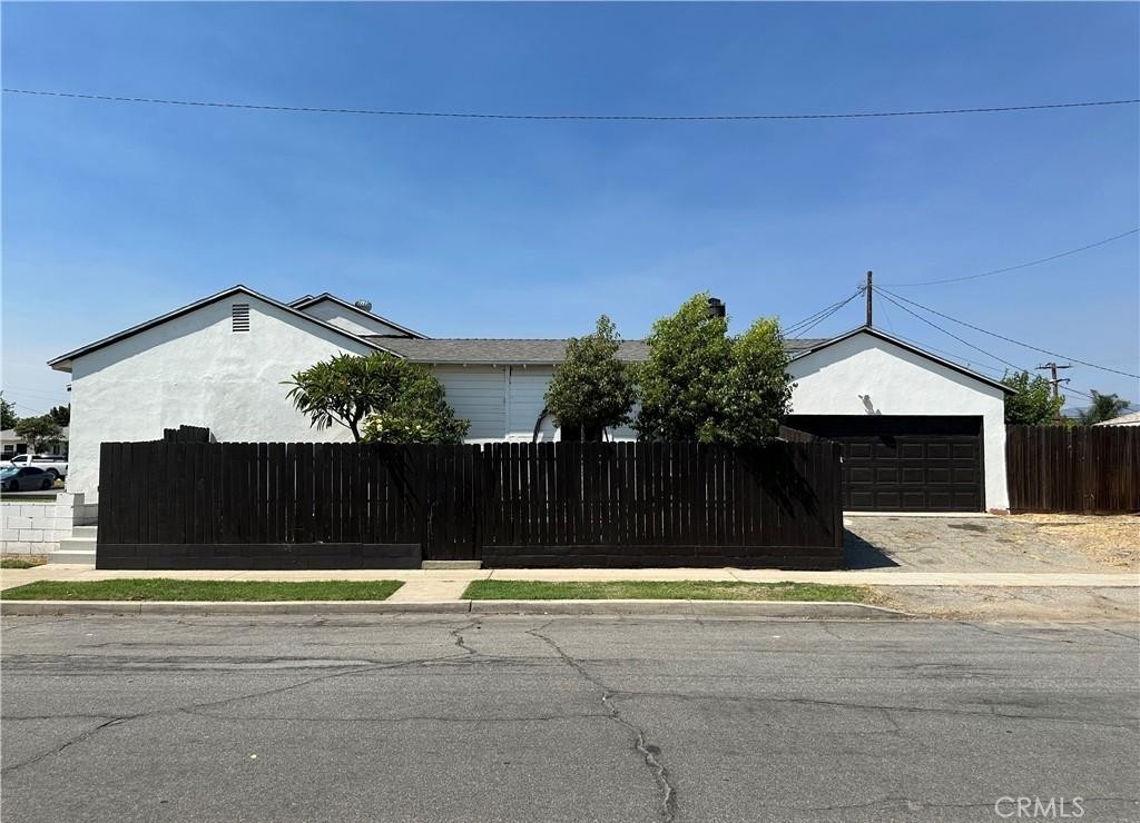 631 N Park Property Photo 22