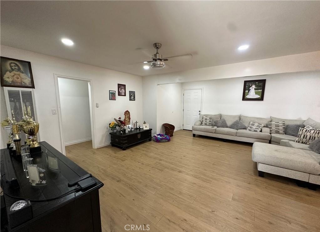 631 N Park Property Photo 34