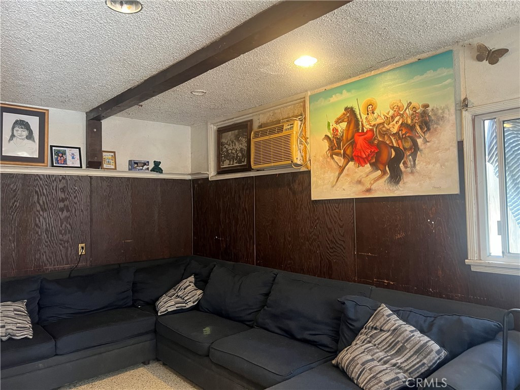 4308 Fandon Property Photo 11