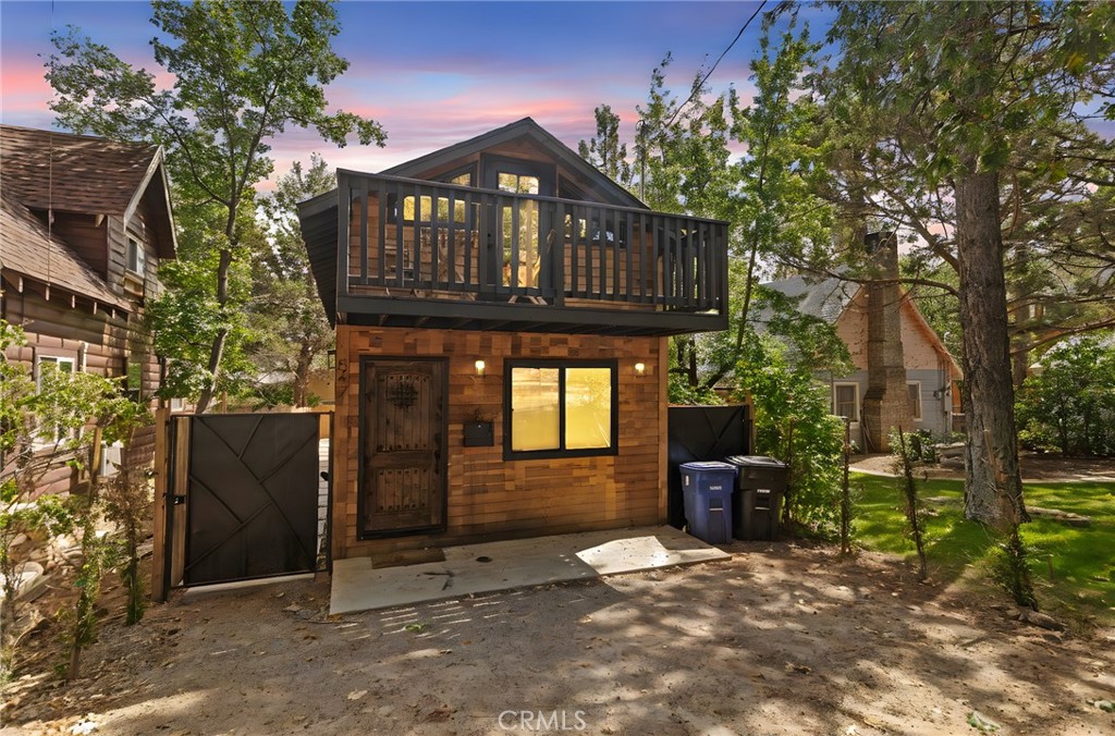 547 Holmes Property Photo 1