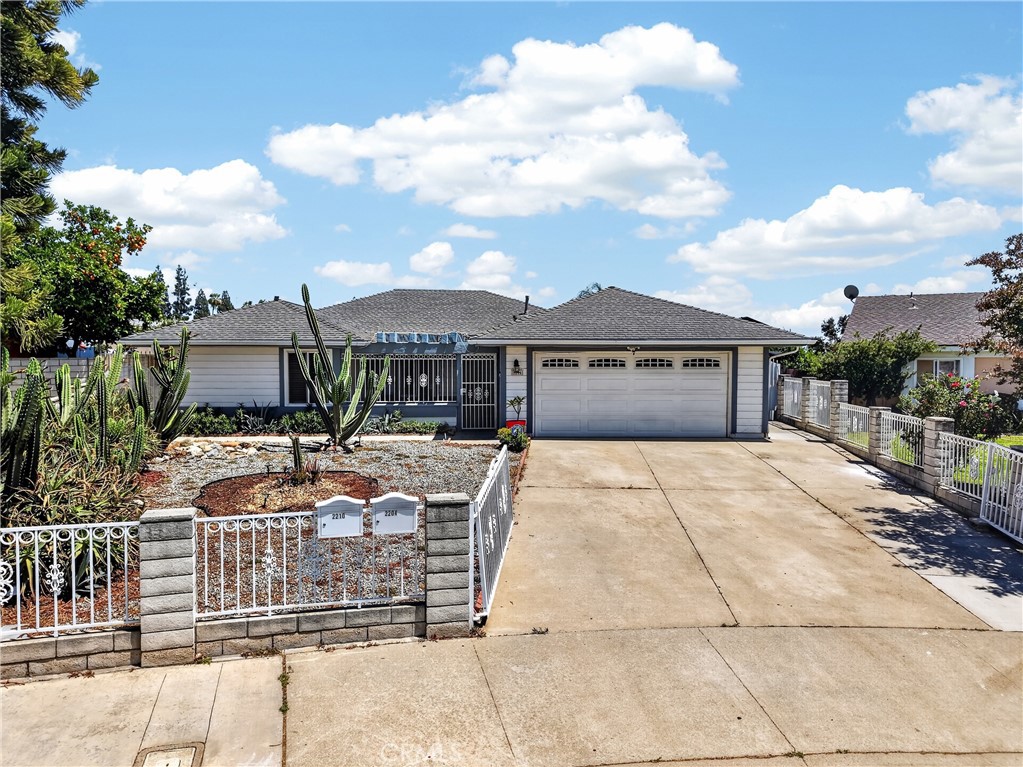 2204 Wilkie Dr Property Photo 2