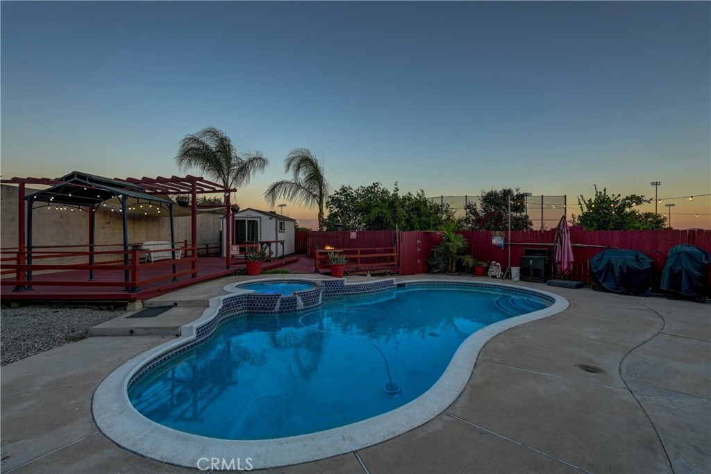 2204 Wilkie Dr Property Photo 25