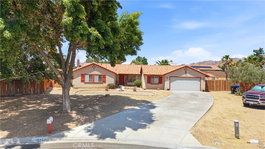 16433 Pauhaska Property Photo 1