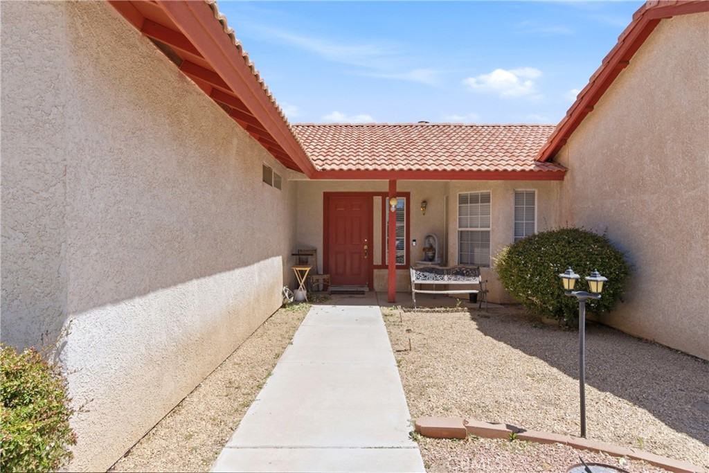16433 Pauhaska Property Photo 7