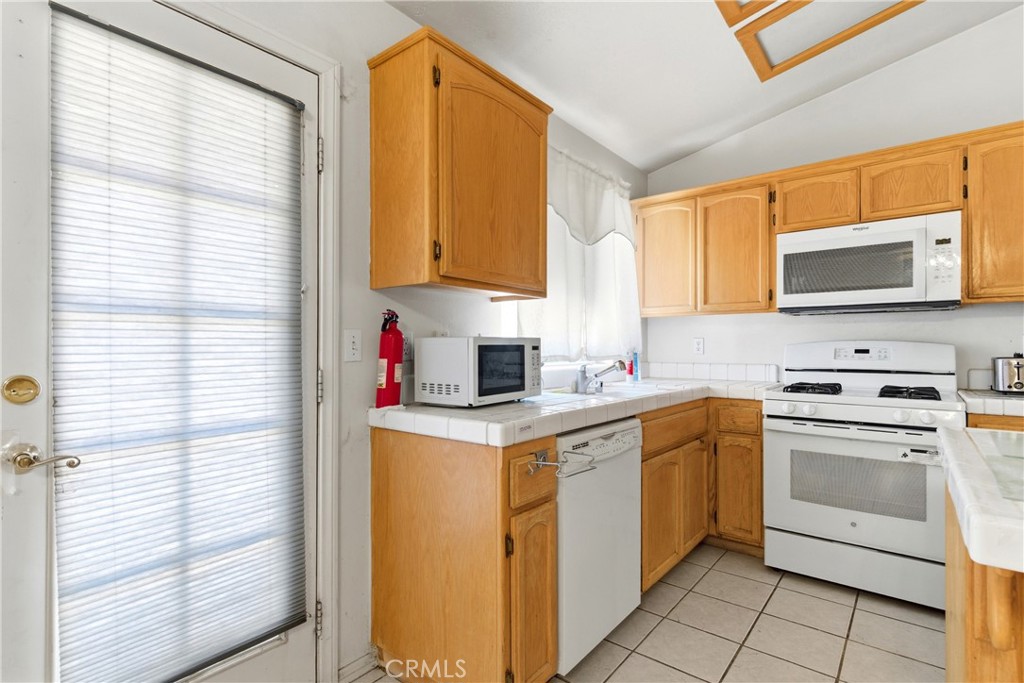 16433 Pauhaska Property Photo 17
