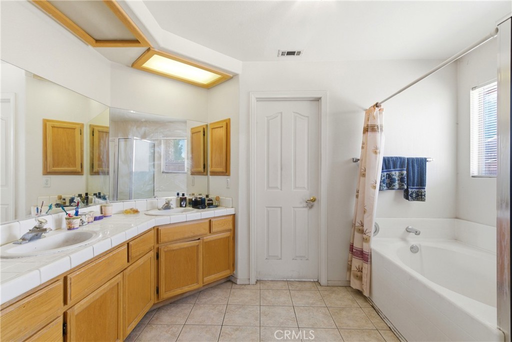 16433 Pauhaska Property Photo 29
