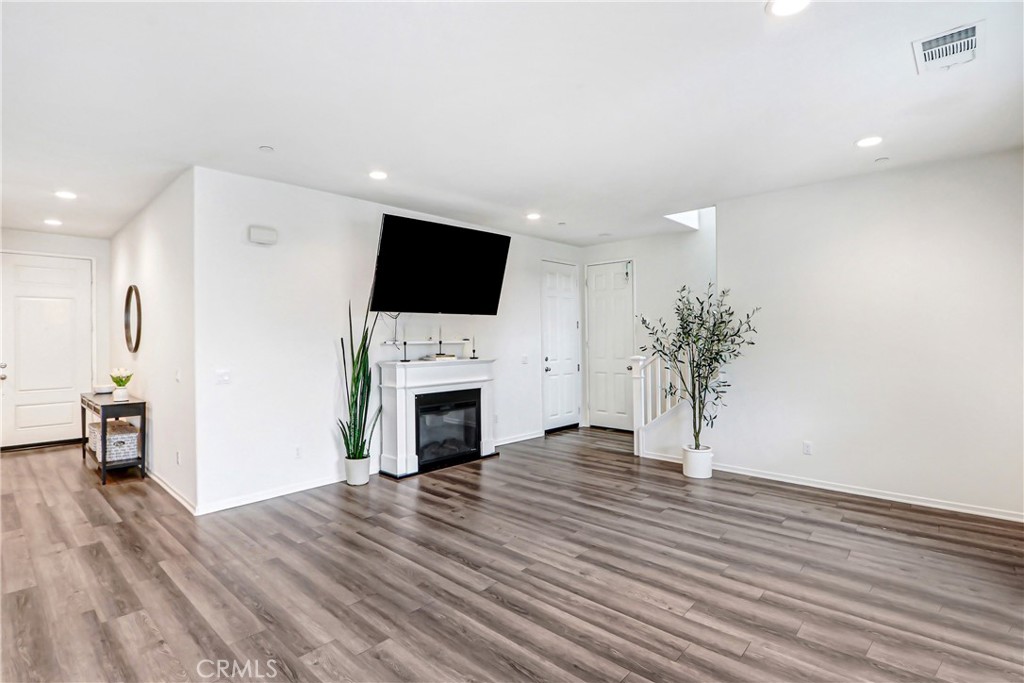 29150 Sunforest Property Photo 10