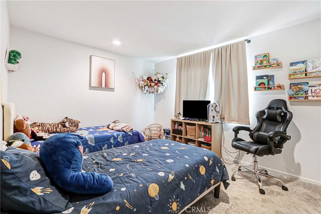 29150 Sunforest Property Photo 16