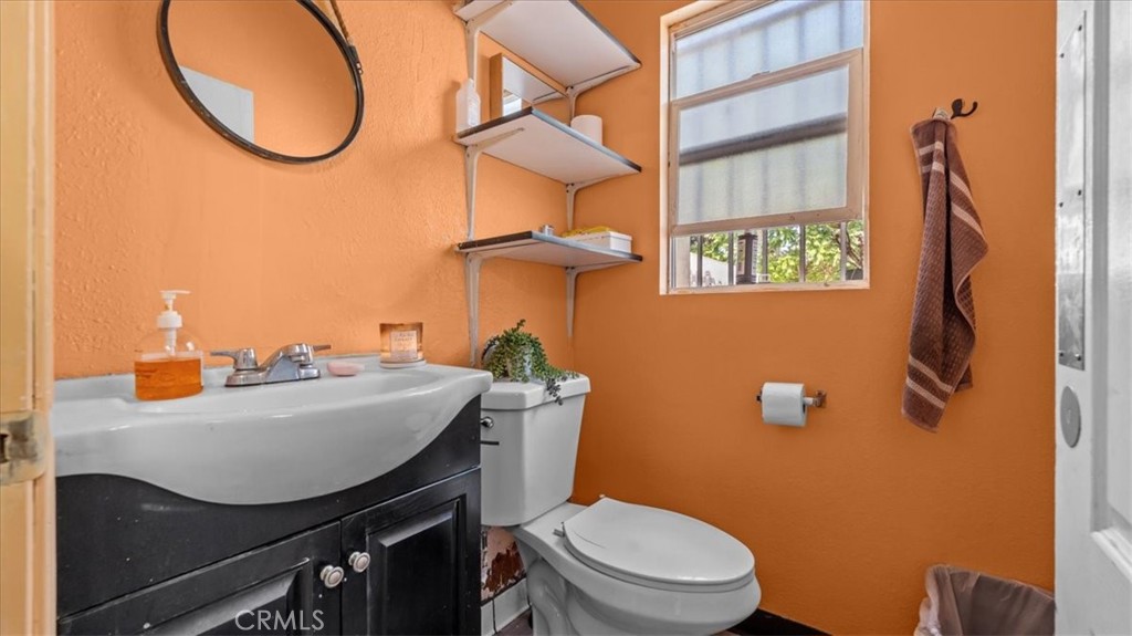 2171 Santa Fe Property Photo 10