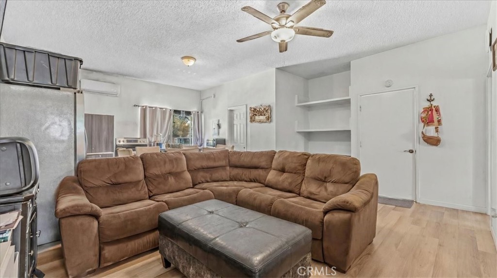 2171 Santa Fe Property Photo 22