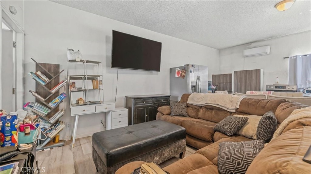 2171 Santa Fe Property Photo 23