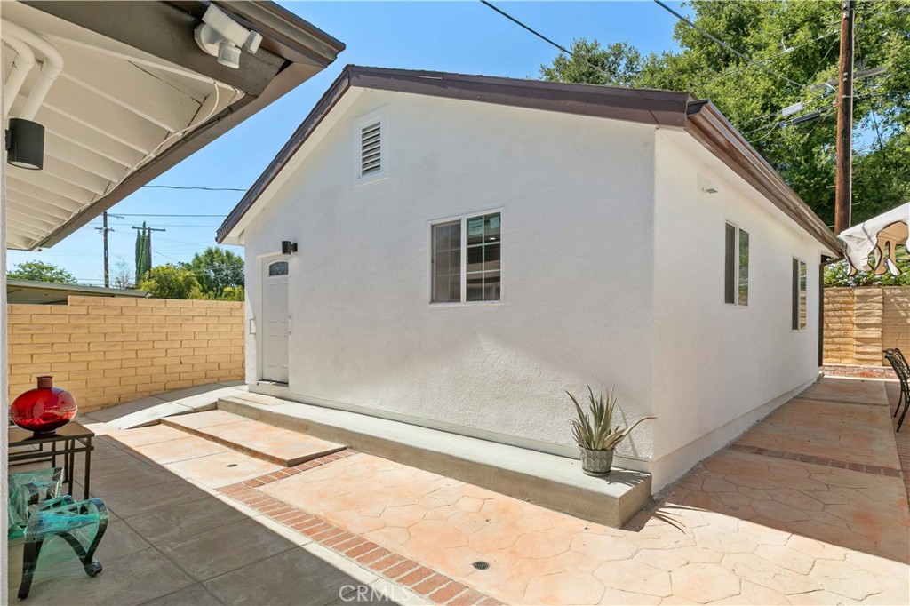 22737 Rodax Property Photo 2