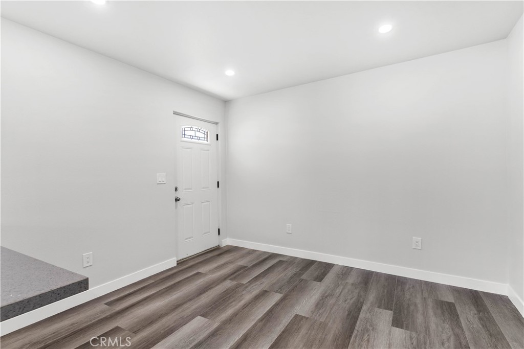 22737 Rodax Property Photo 3
