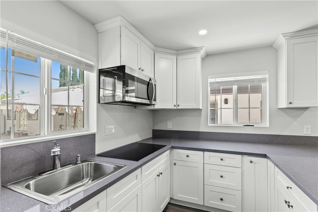 22737 Rodax Property Photo 9