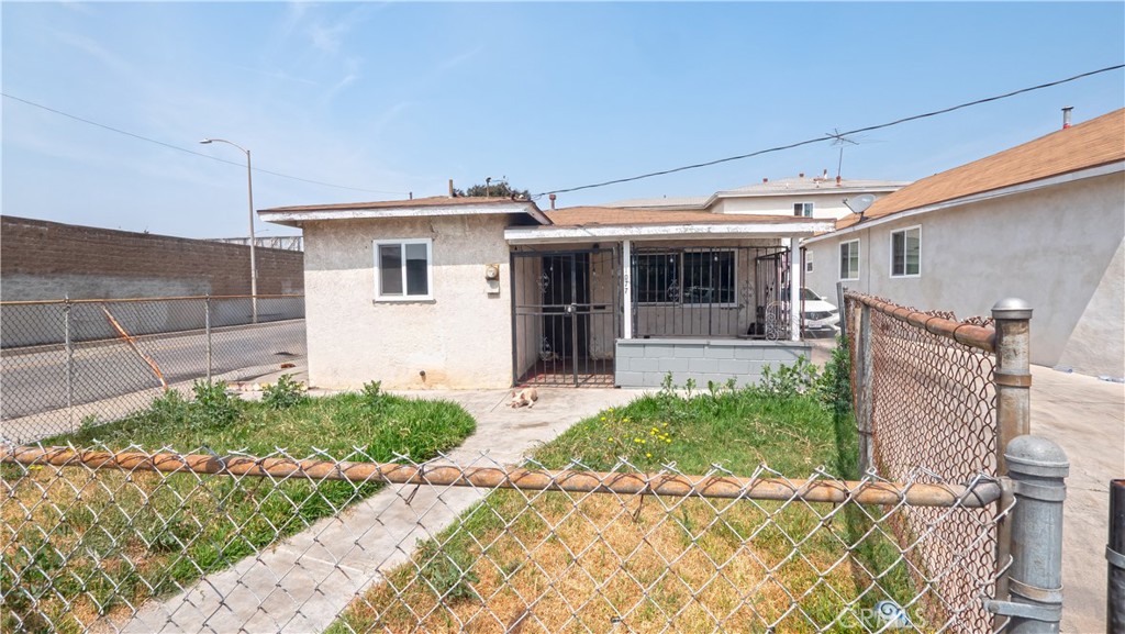 4045 Dennison Street Property Photo 11