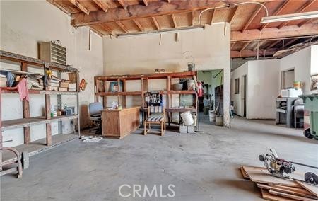 411 E Rosecrans Property Photo 6