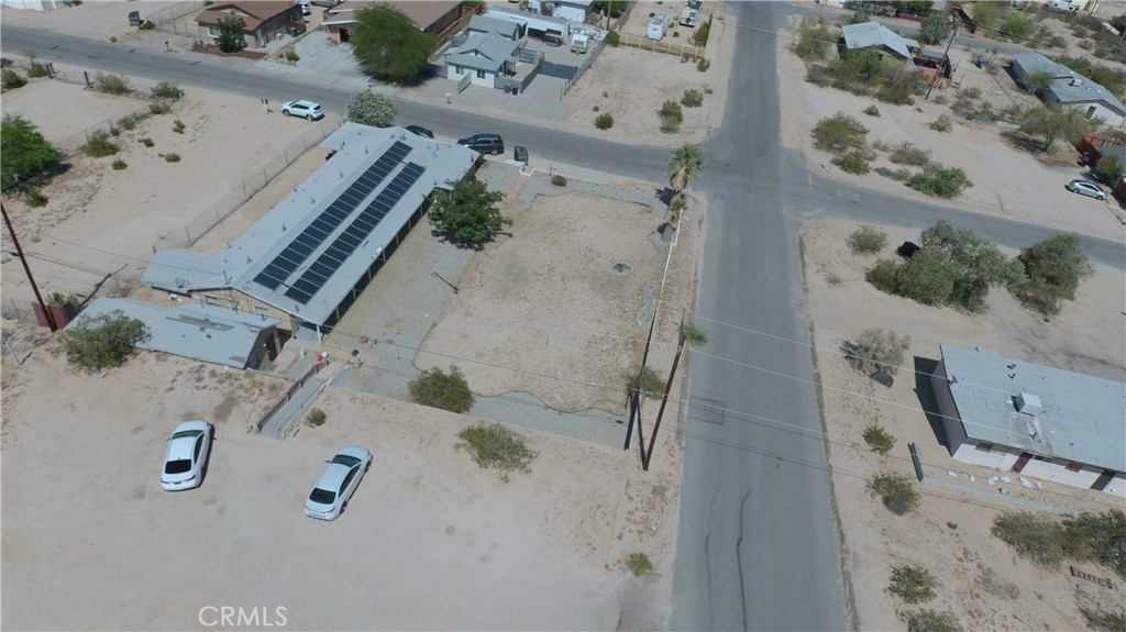 6598 Oasis Avenue Property Photo 2