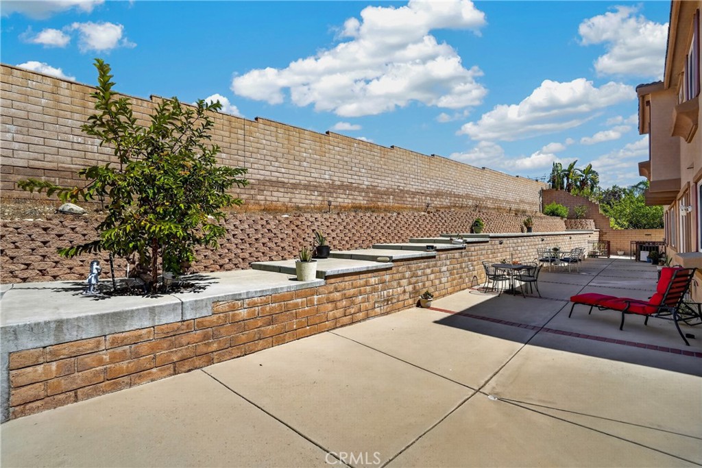5406 Duncaster Place Property Photo 7