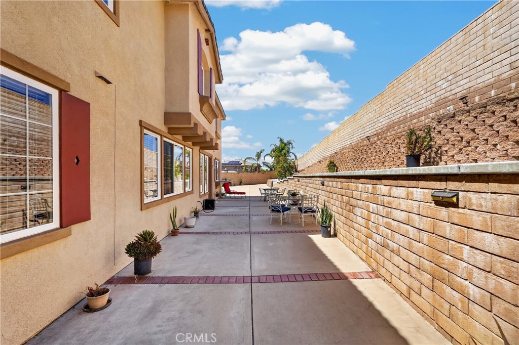 5406 Duncaster Place Property Photo 8