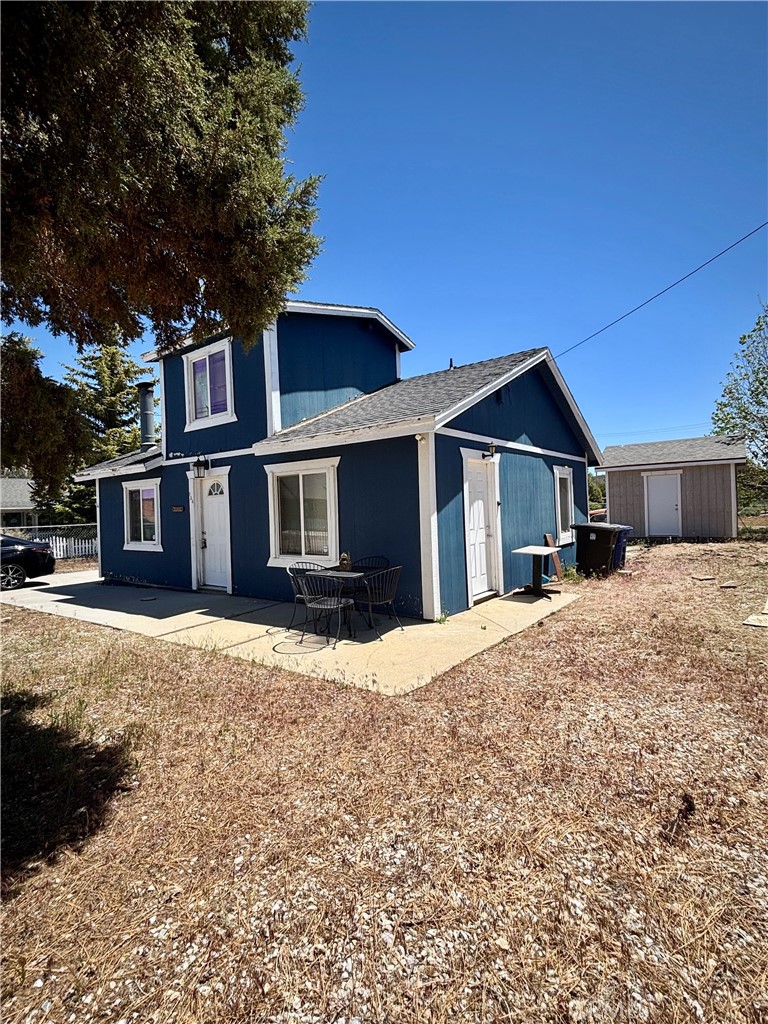 854 Fir Property Photo 16