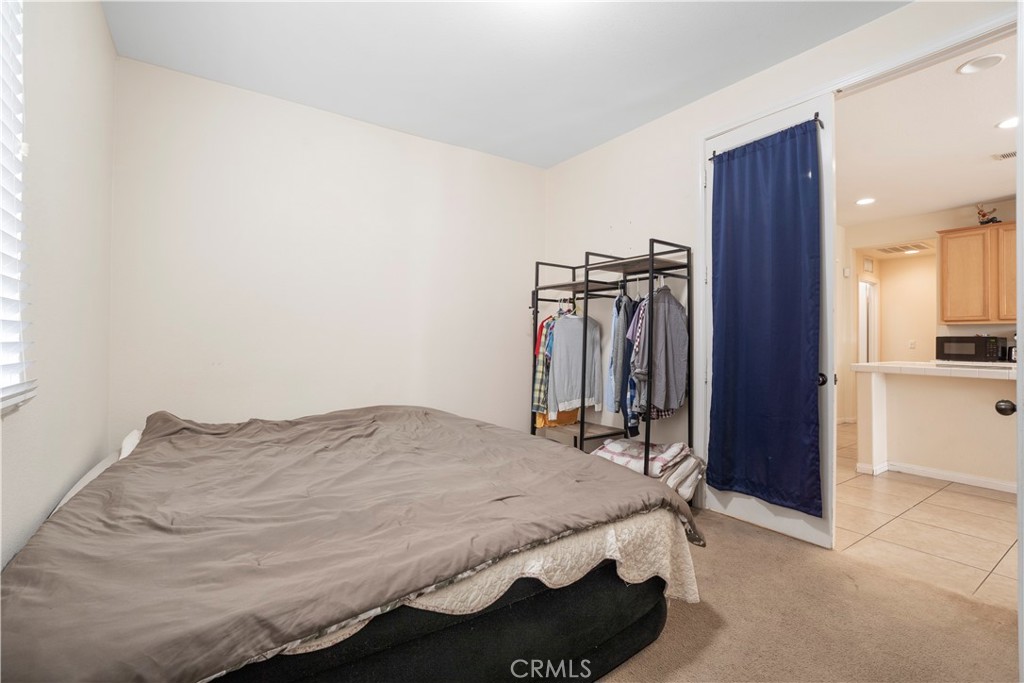 984 Queen Annes Property Photo 11