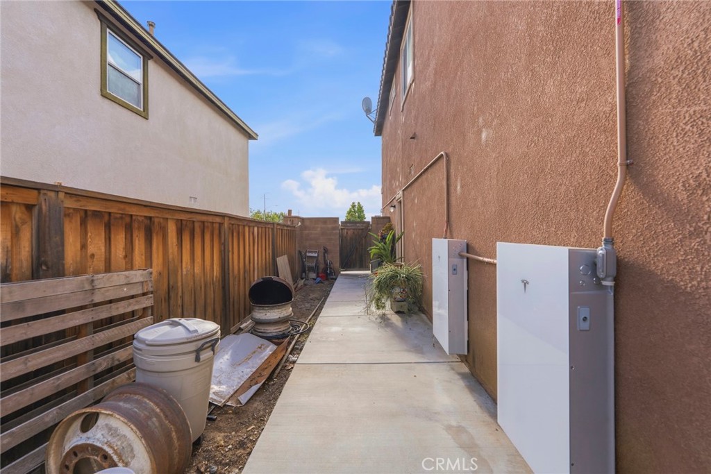 53235 Brabant Property Photo 8