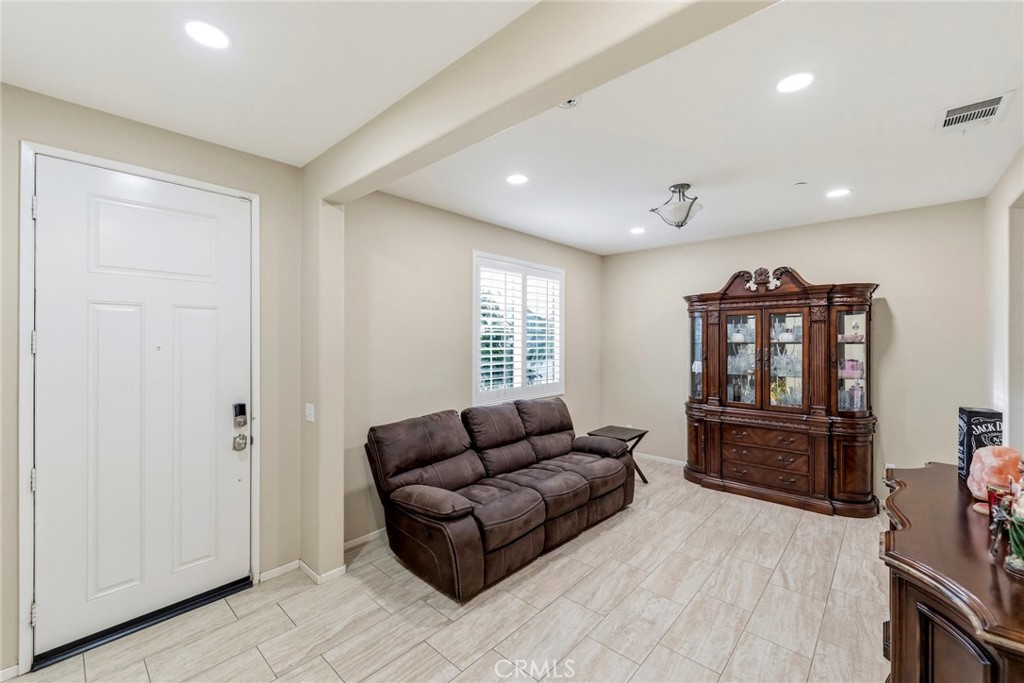 53235 Brabant Property Photo 12