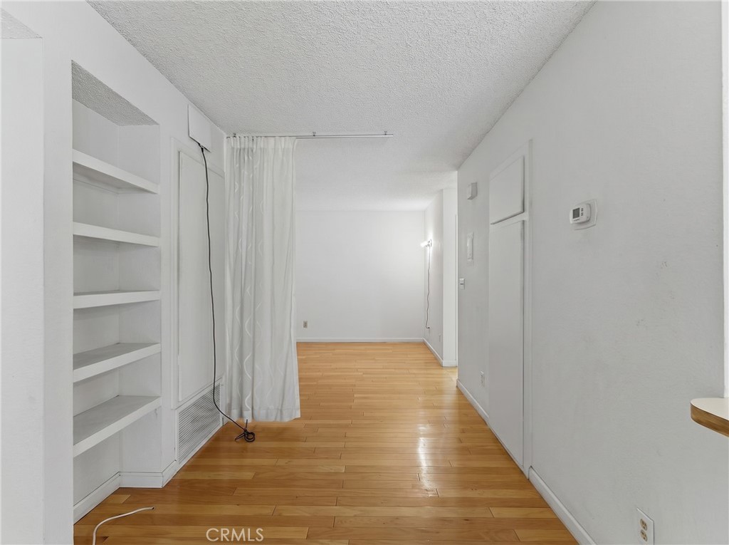 13946 Spring Water Court Property Photo 5
