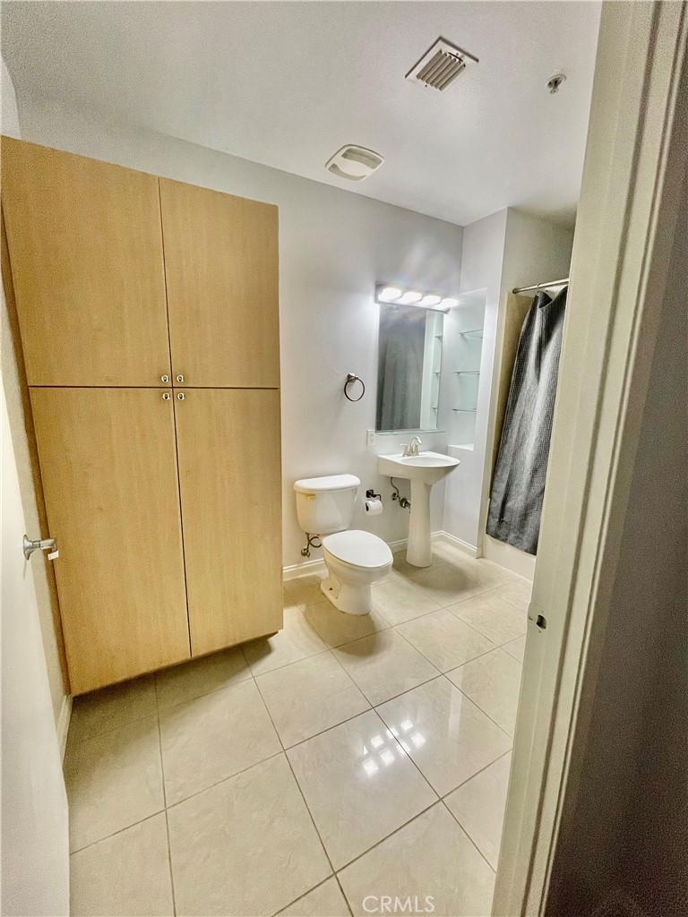 388 E Ocean Boulevard 718 Property Photo 13