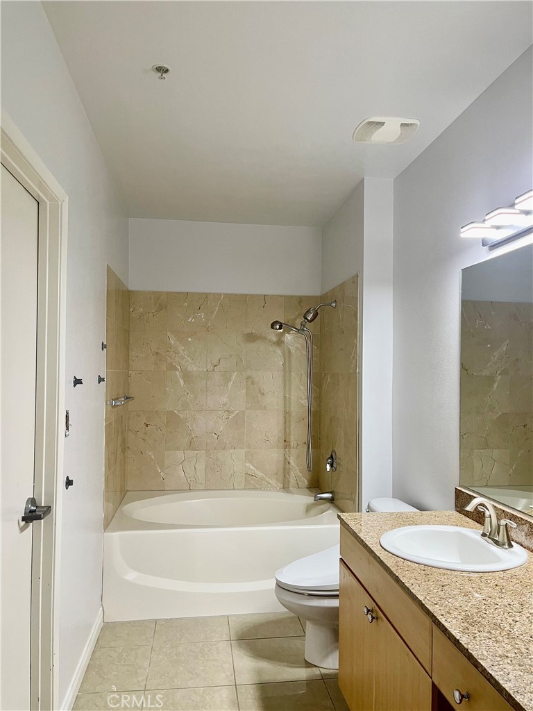 388 E Ocean Boulevard 718 Property Photo 22