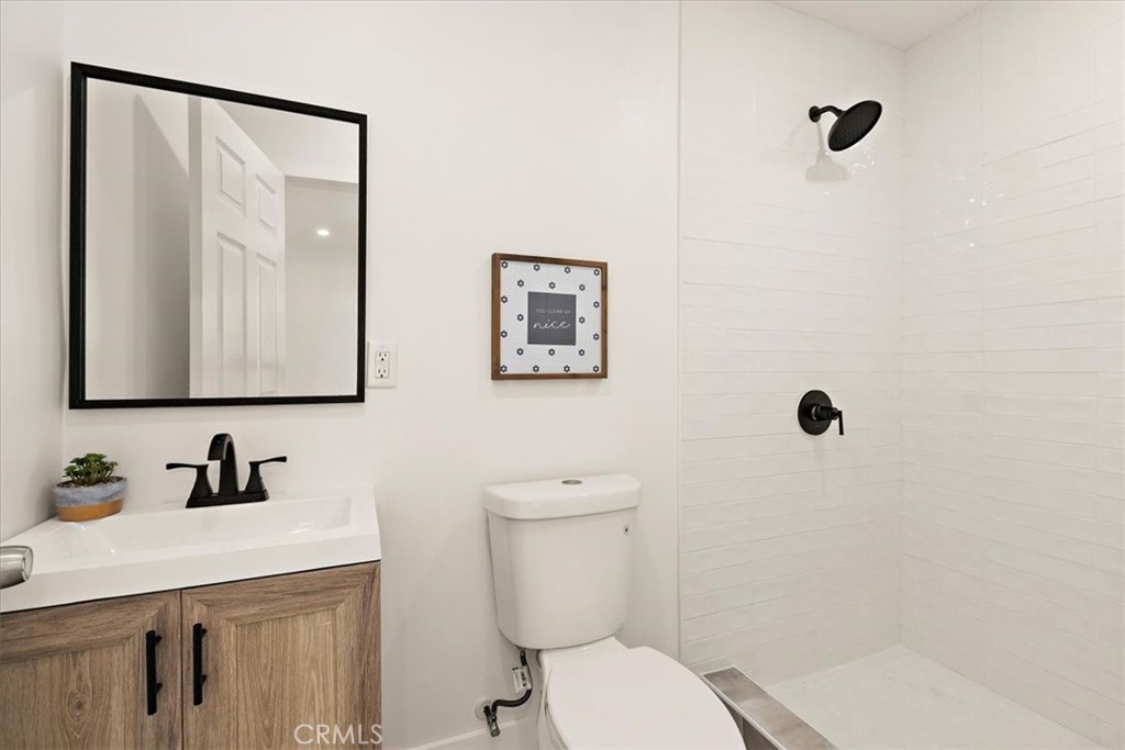 1218 N Spring Avenue Property Photo 21