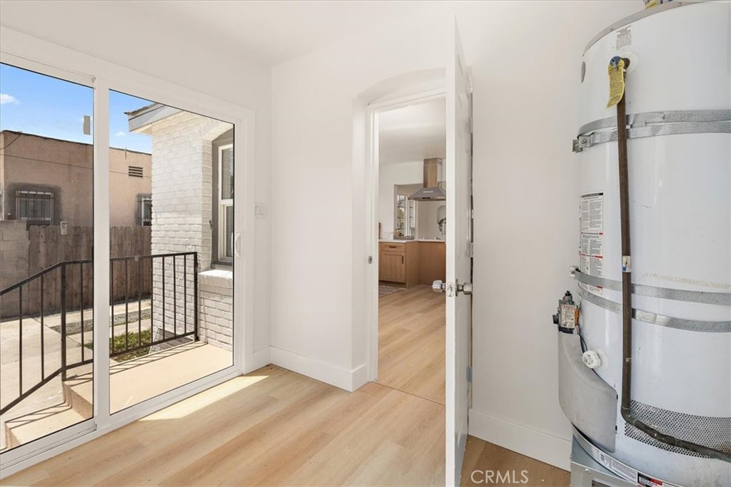 1218 N Spring Avenue Property Photo 25