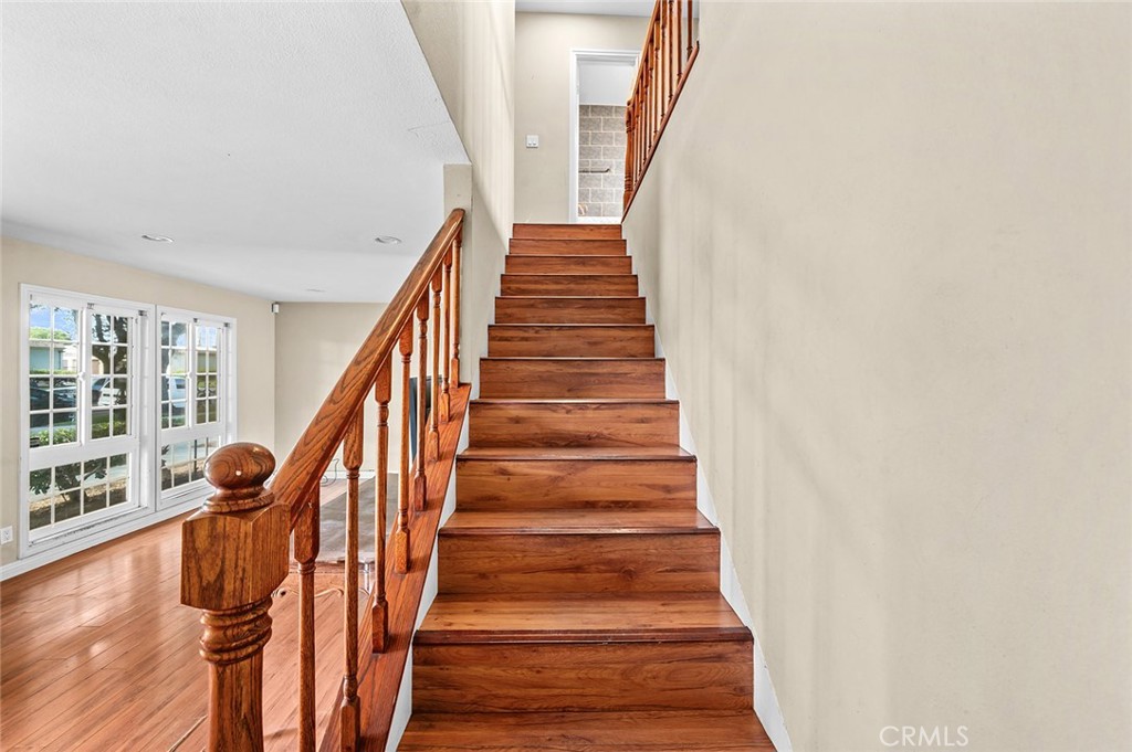 1804 W Glenoaks Avenue Property Photo 14