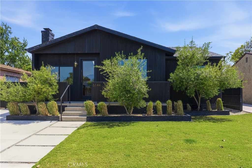 6144 W 76th Street Property Photo
