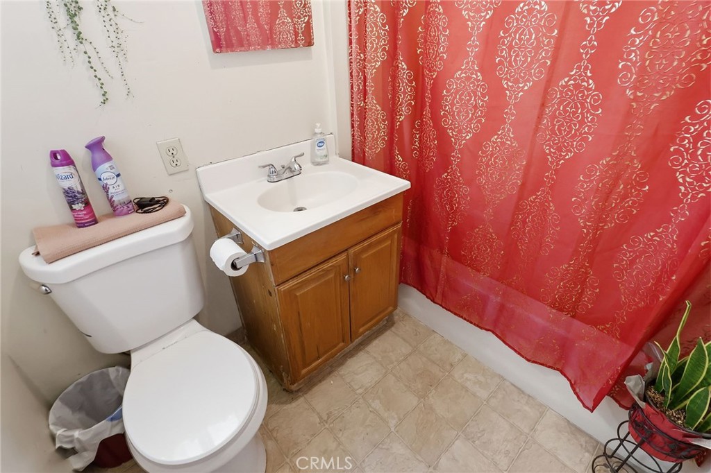 4478 E 4th Property Photo 28