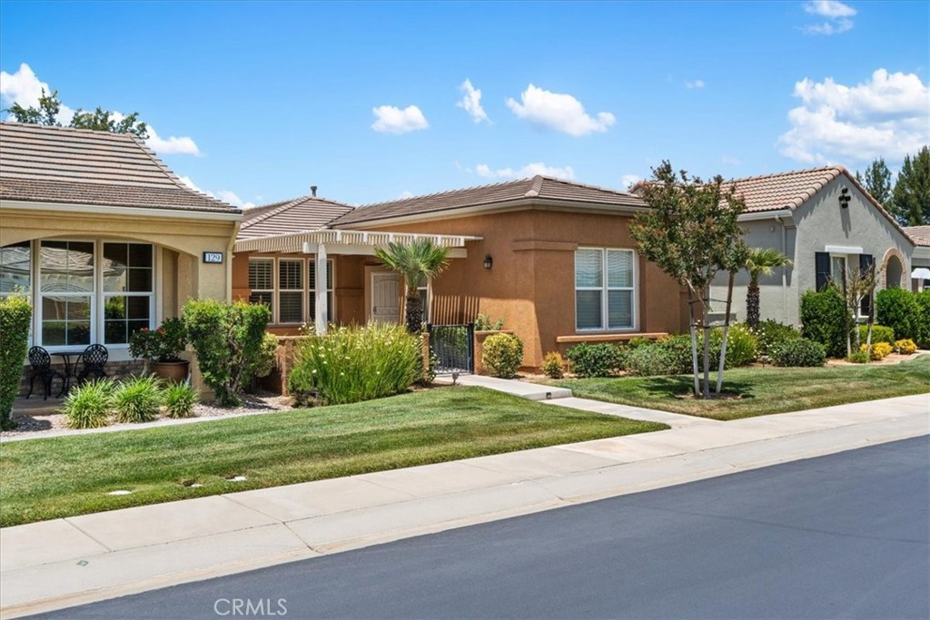 125 Thistle Property Photo 2